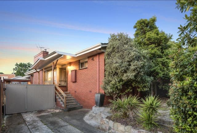 4 Bunker Avenue, Kingsbury VIC 3083, Kingsbury - Thumbnail 2