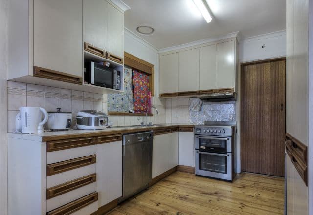 4 Bunker Avenue, Kingsbury VIC 3083, Kingsbury - Thumbnail 6
