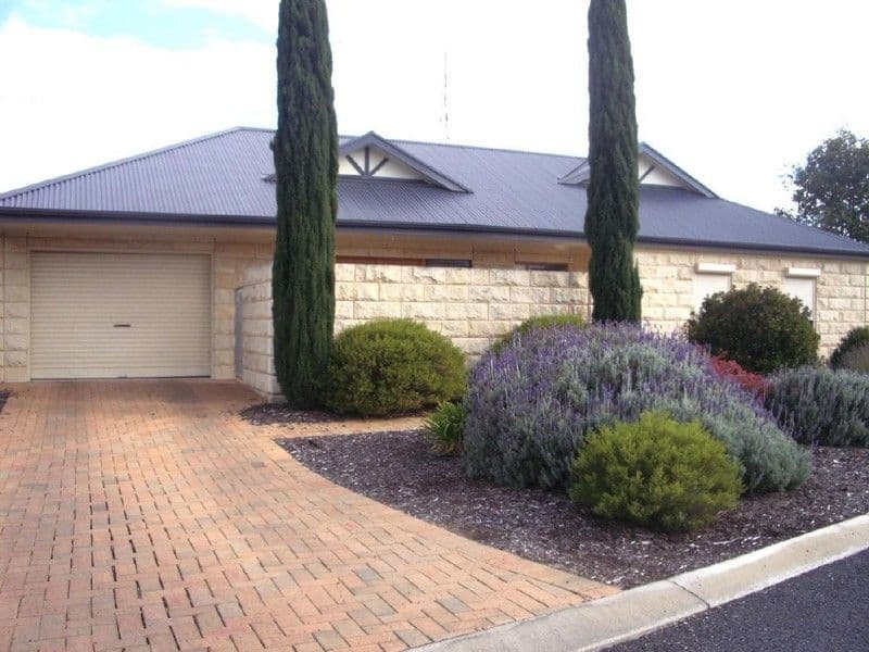8 Zara Court, BORDERTOWN SA 5268, Bordertown - Image 1