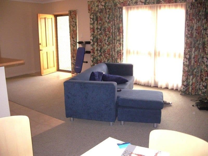 8 Zara Court, BORDERTOWN SA 5268, Bordertown - Thumbnail 3