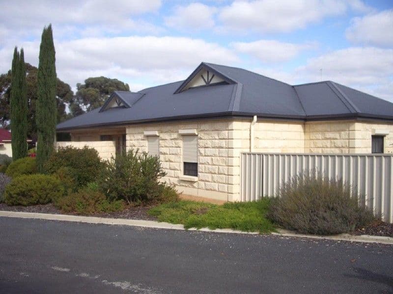 8 Zara Court, BORDERTOWN SA 5268, Bordertown - Thumbnail 4