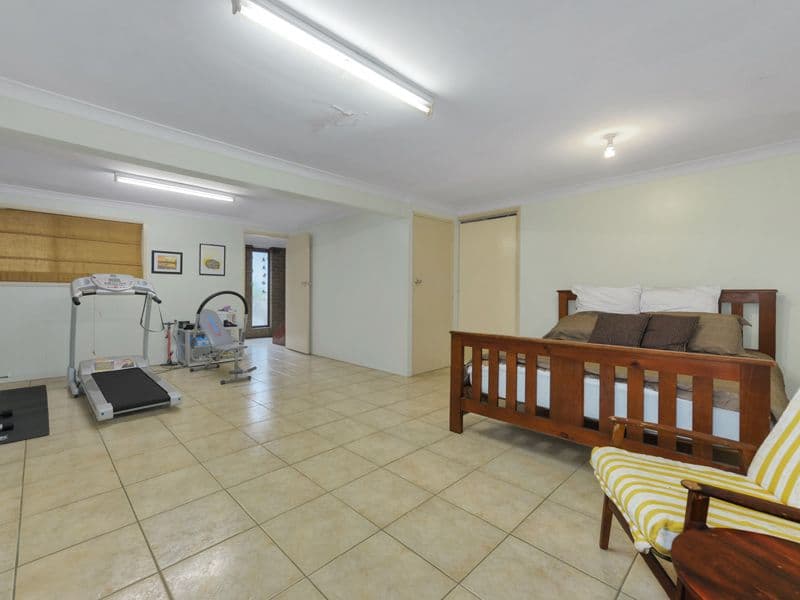 882 Oxley Road, Oxley QLD 4075, Oxley - Thumbnail 4