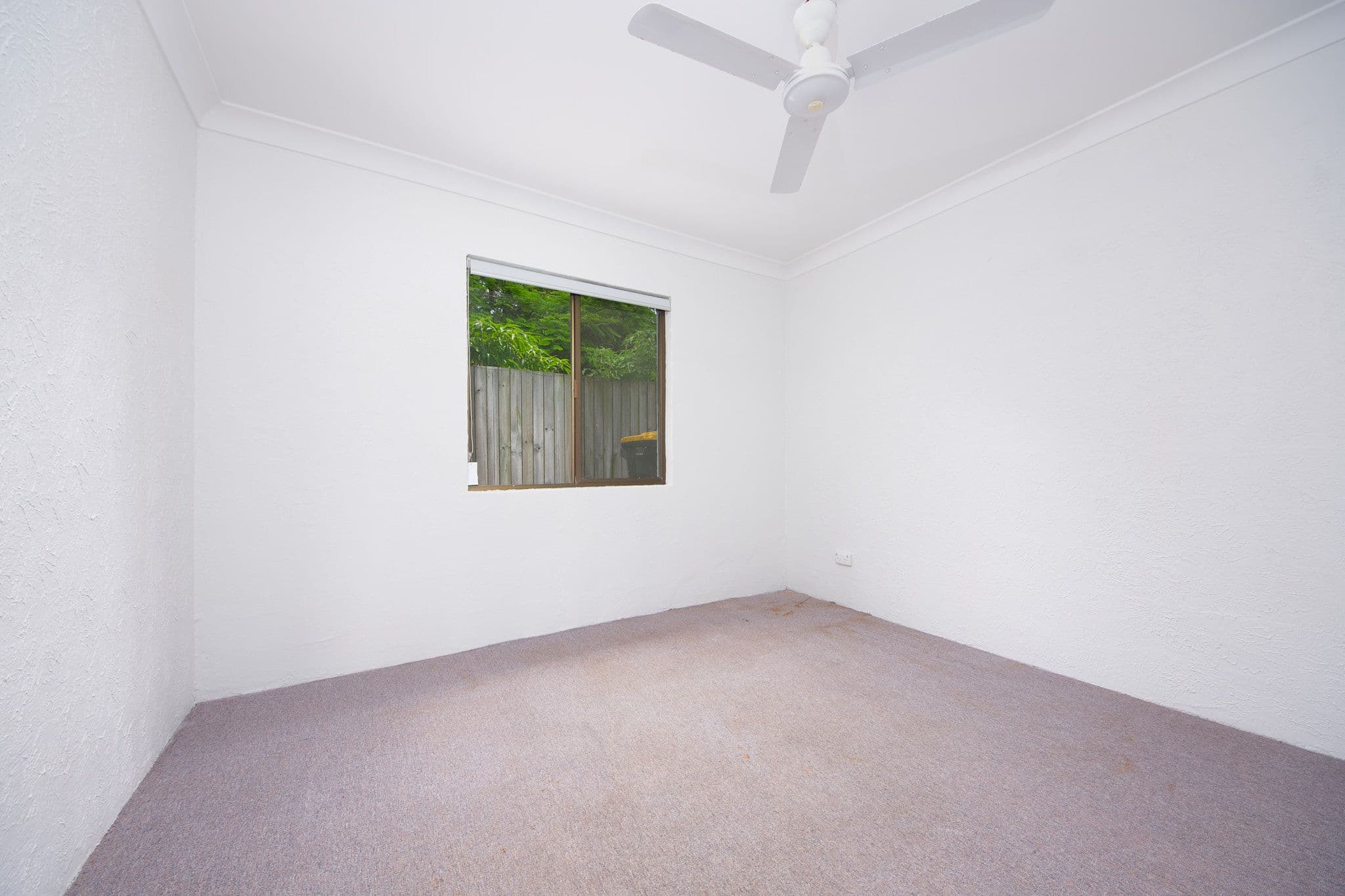 12 Lamberton Street, Yeppoon QLD 4703, Yeppoon - Thumbnail 8