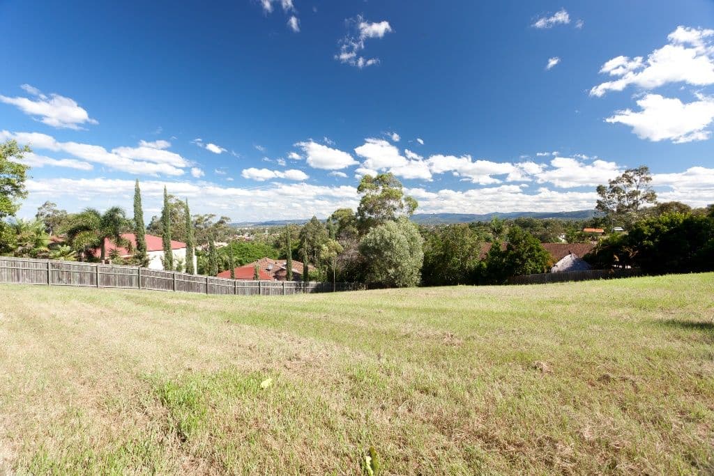 190 Heeb Street, BENOWA QLD 4217, Benowa - Thumbnail 3