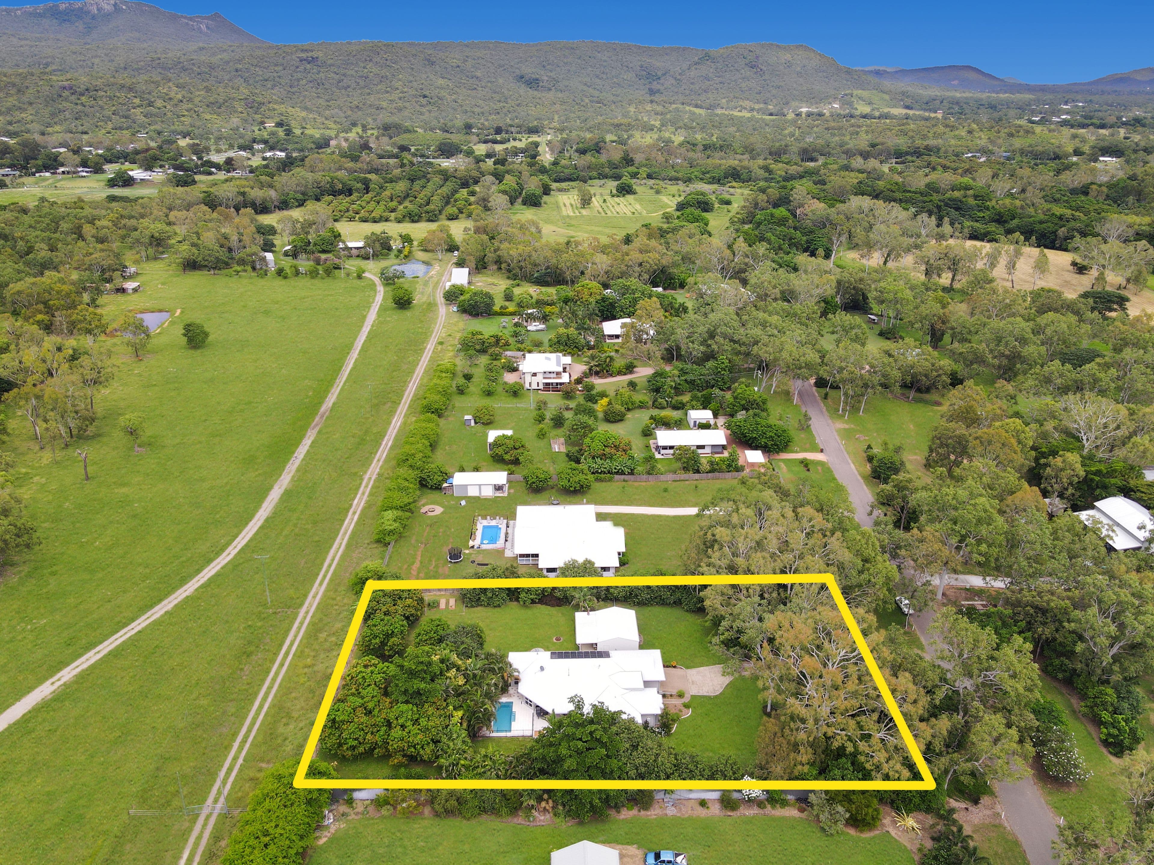 11-19 Shady Lane, Alligator Creek QLD 4816, Alligator Creek - Thumbnail 2