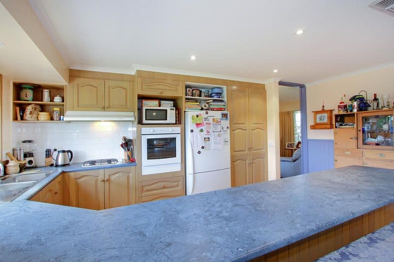3  Cumming Court, MORNINGTON VIC 3931, Mornington - Thumbnail 6