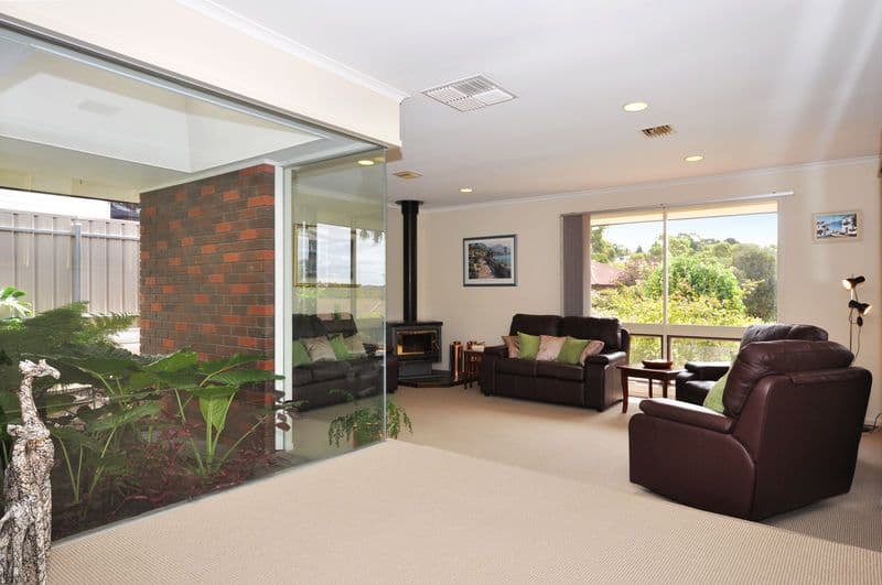 9 Katherine Court, FLAGSTAFF HILL SA 5159, Flagstaff Hill - Thumbnail 2