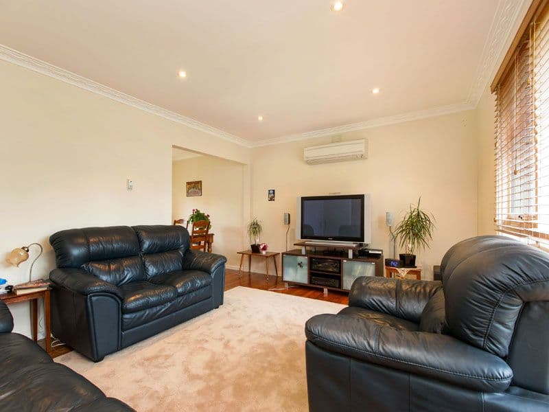 18 Pankina Court, DINGLEY VILLAGE VIC 3172, Dingley Village - Thumbnail 3