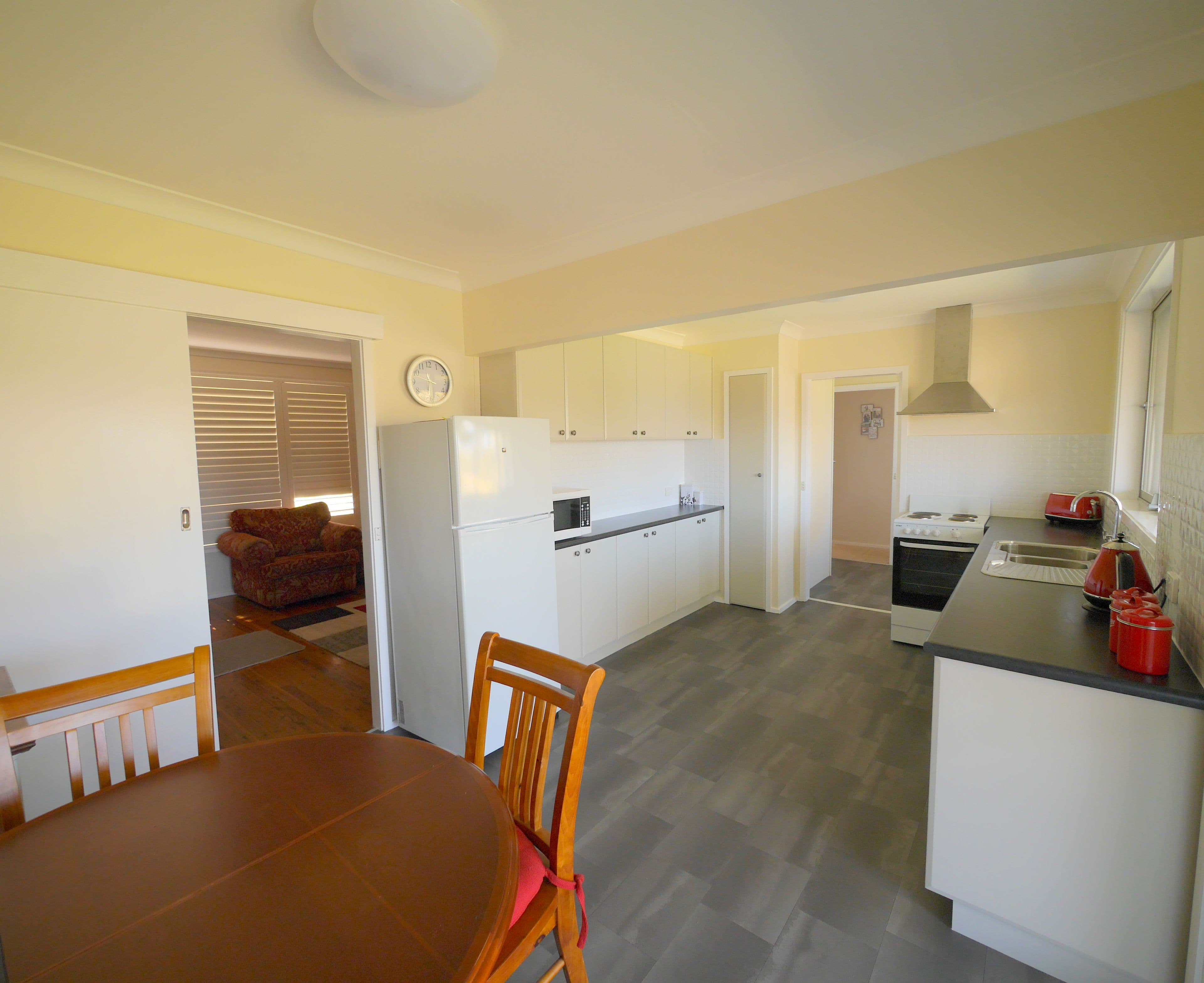 35 Dowell Street, Cowra - Thumbnail 4