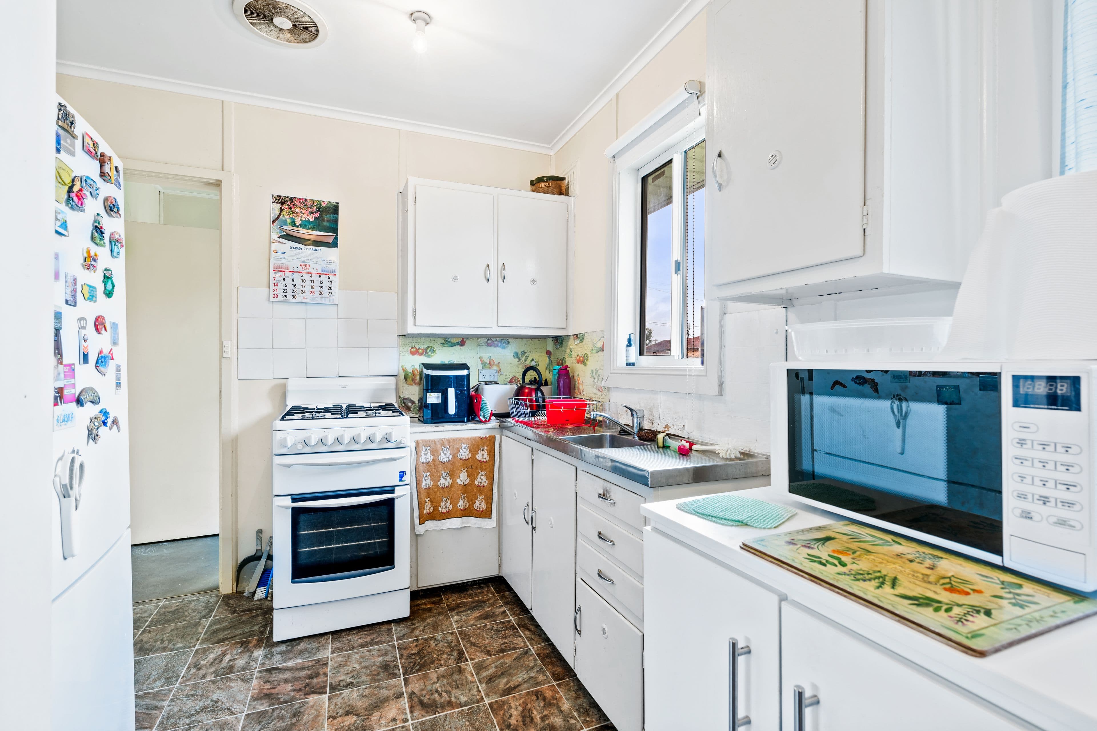 2 Mumford Road, Cabramatta West NSW 2166, Cabramatta West - Thumbnail 4
