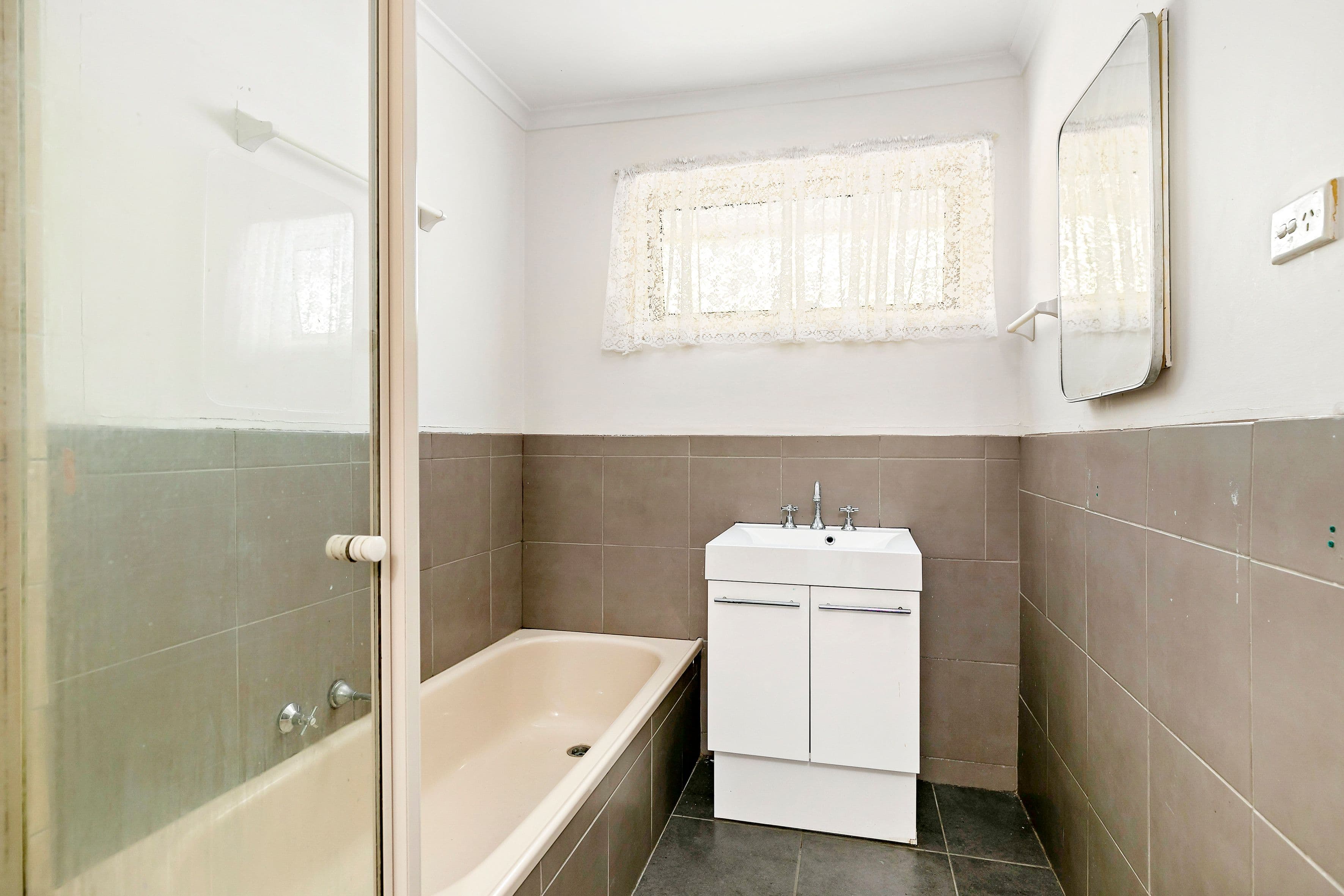 16 Lowson Street, Fawkner VIC 3060, Fawkner - Thumbnail 5