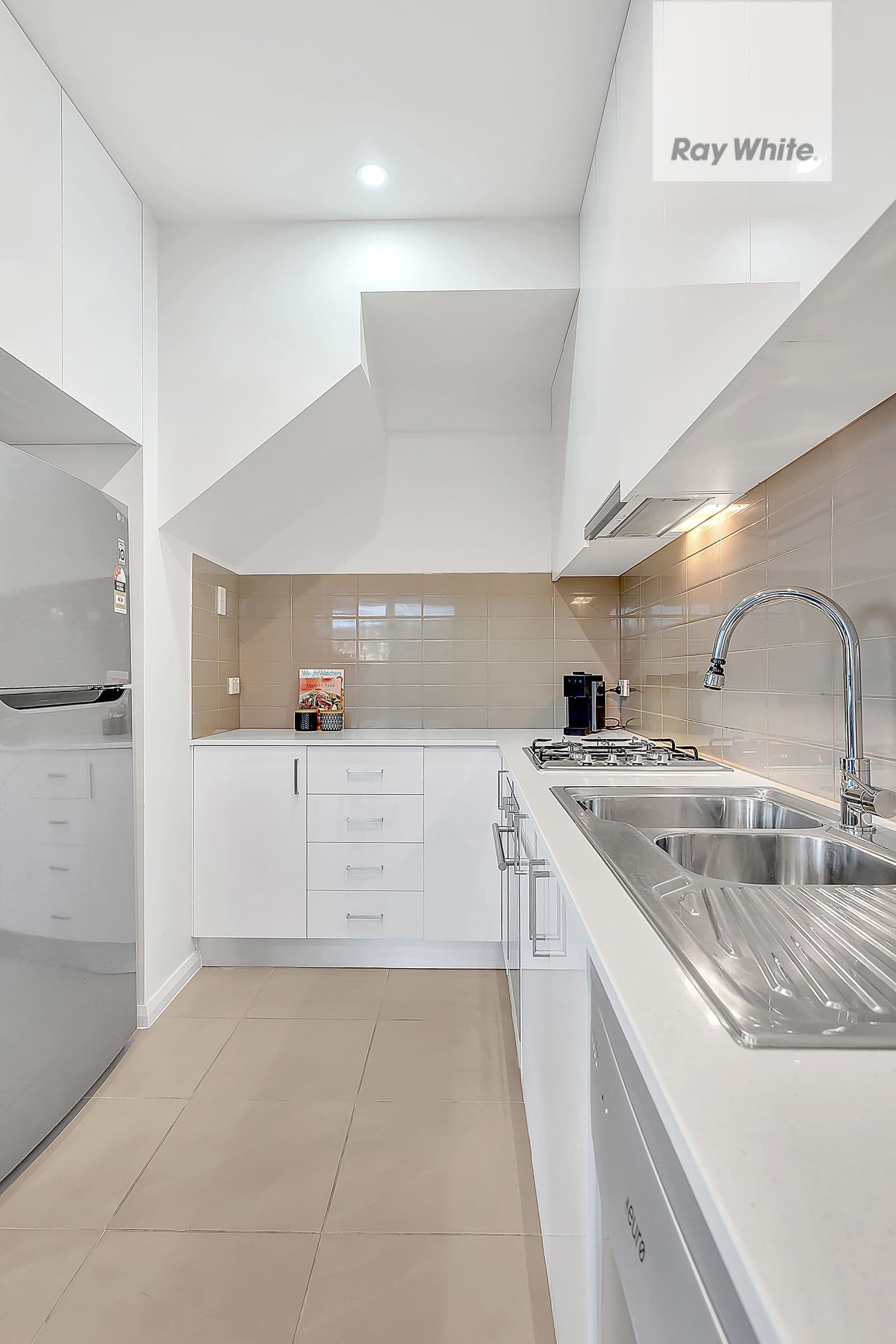 3 Gooch Close, Sydenham VIC 3037, Sydenham - Thumbnail 7