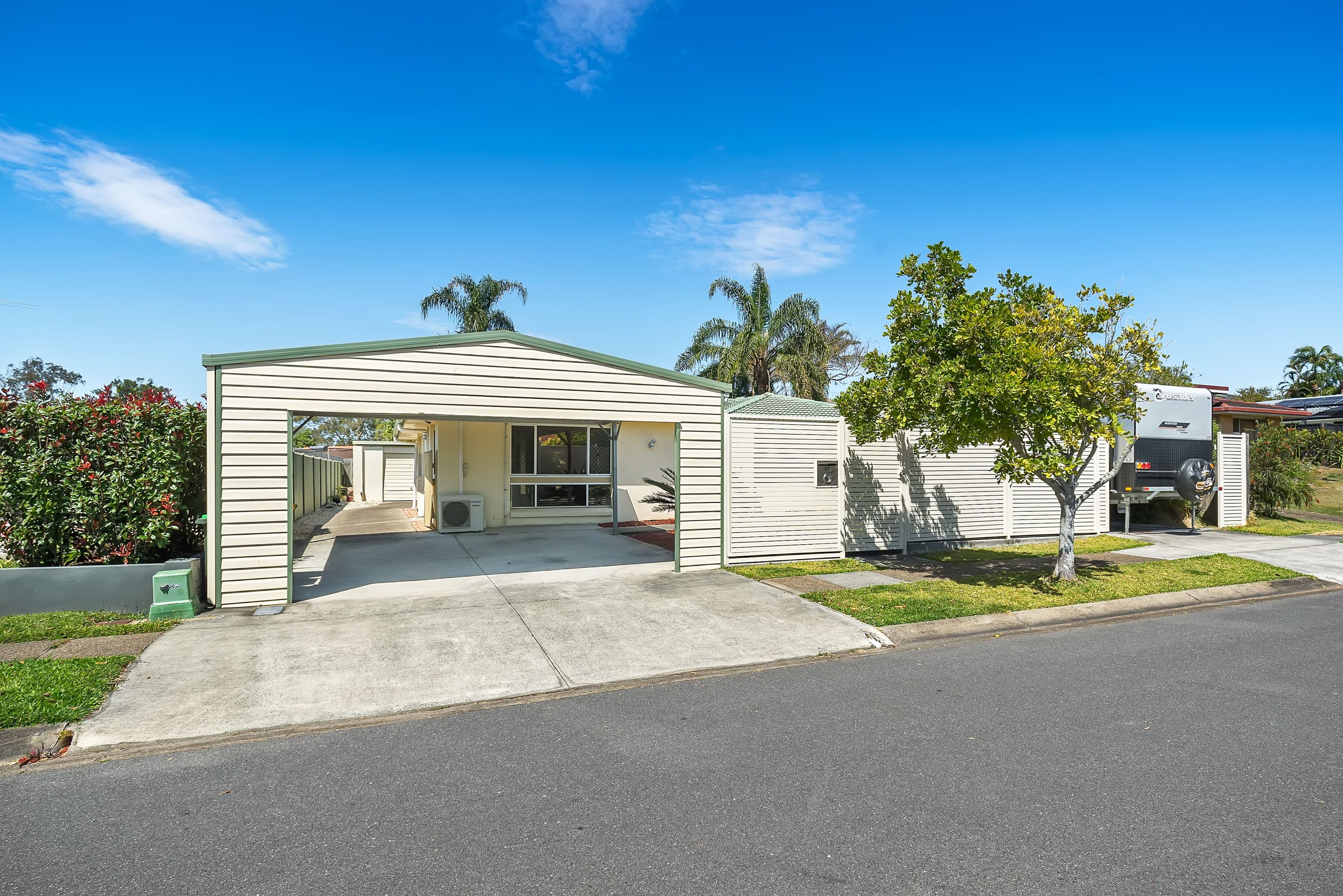 37 Lilyvale Street, Mansfield QLD 4122, Mansfield - Image 1