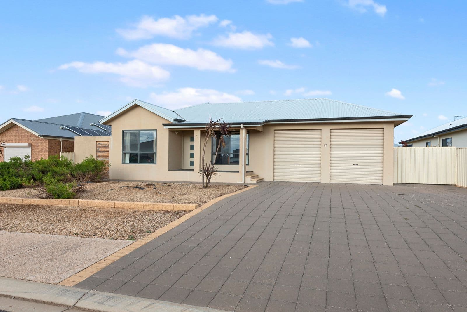 37 Islesworth Street, North Beach SA 5556, North Beach - Thumbnail 2