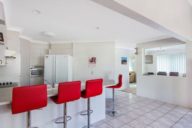 30 Moola Place, Eltham, Eltham - Thumbnail 2