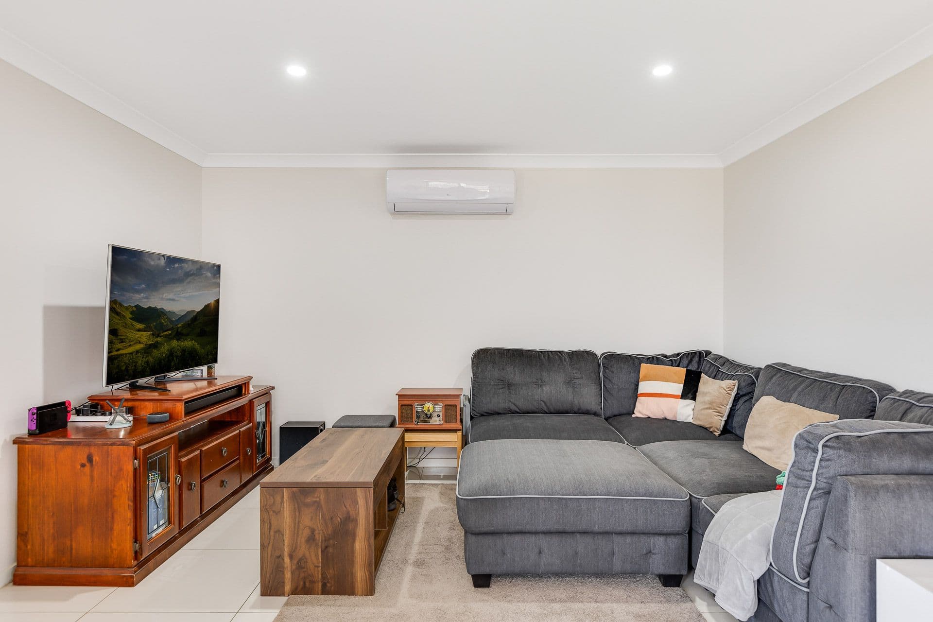 47 Myrtleford Crescent, Cambooya QLD 4358, Cambooya - Thumbnail 2