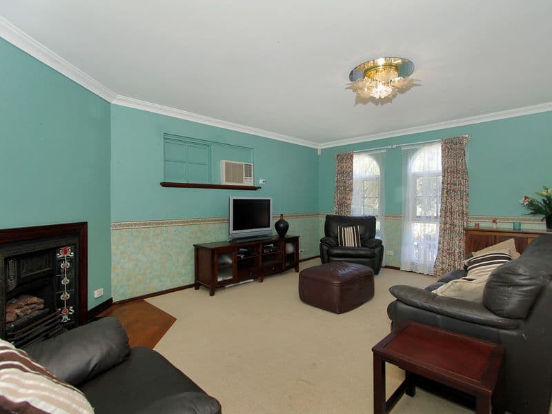 7 Eastwood Way, HAMERSLEY WA 6022, Hamersley - Thumbnail 2