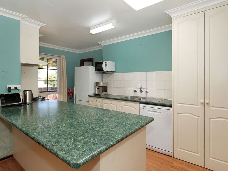 7 Eastwood Way, HAMERSLEY WA 6022, Hamersley - Thumbnail 8