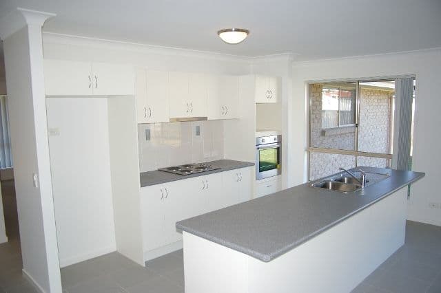 9 Ridgeview Drive, GYMPIE QLD 4570, Gympie - Thumbnail 3