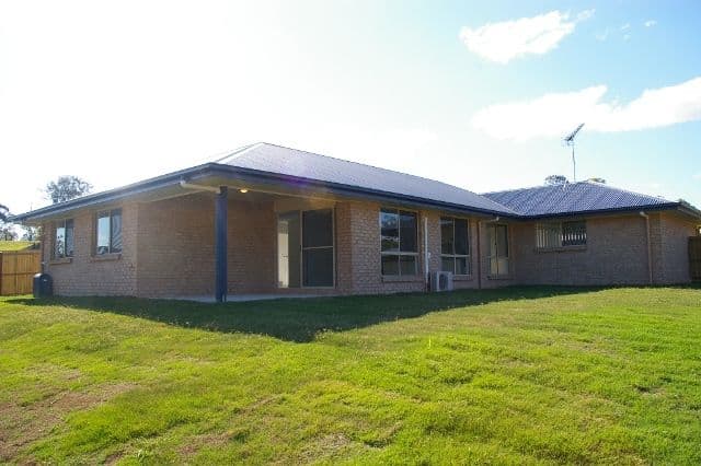 9 Ridgeview Drive, GYMPIE QLD 4570, Gympie - Thumbnail 5