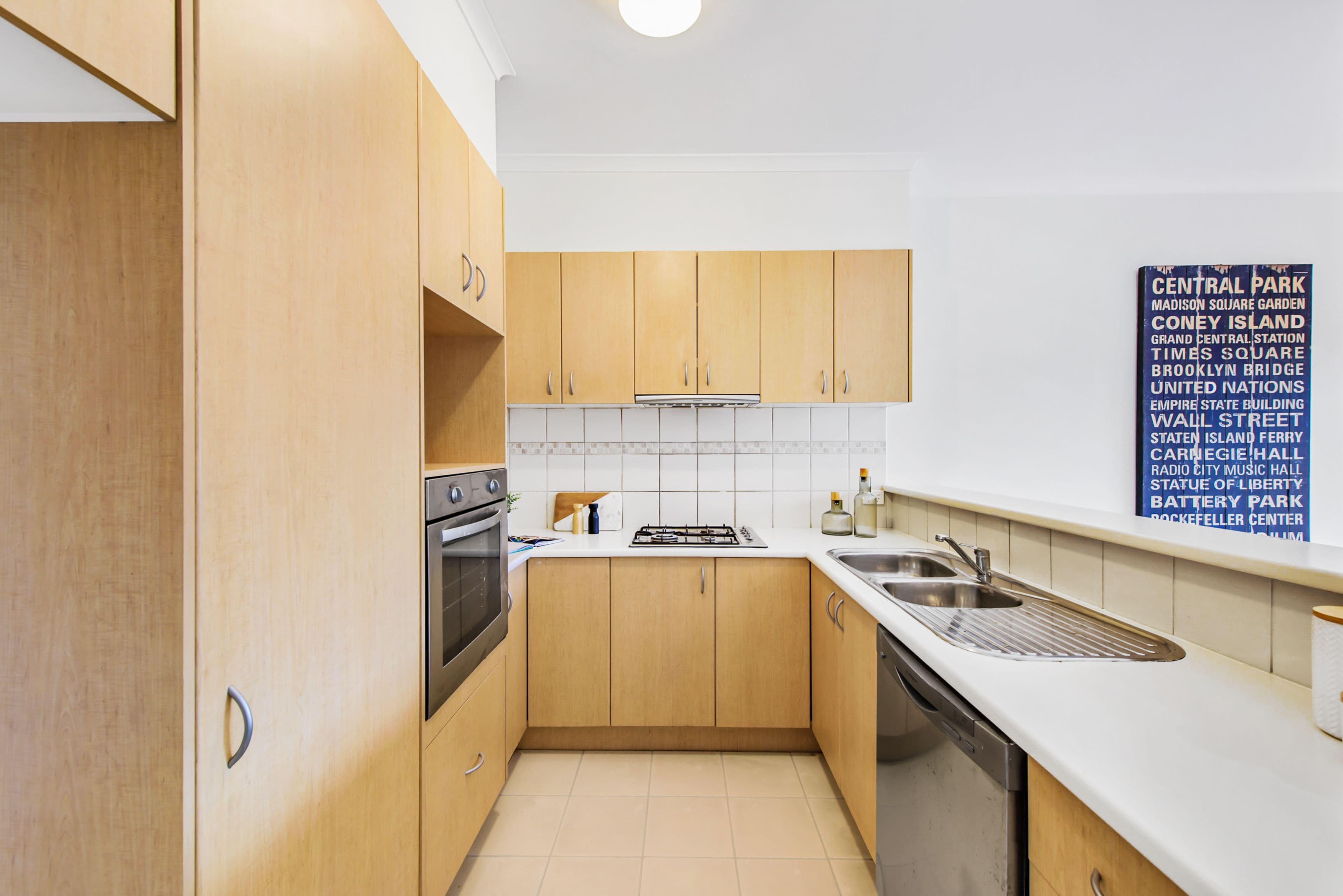 19 The Glades, Taylors Hill VIC 3037, Taylors Hill - Thumbnail 6