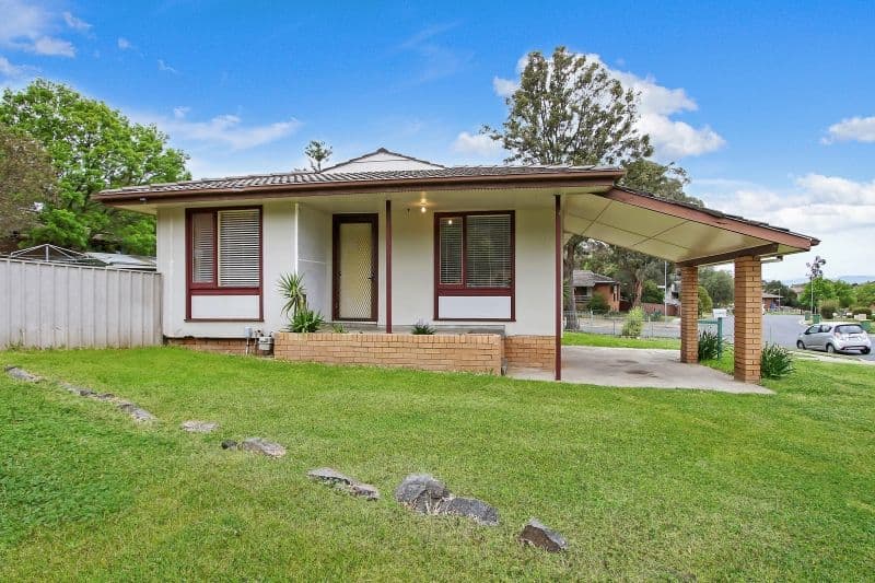 70 Kurrajong Crescent, West Albury - Image 1