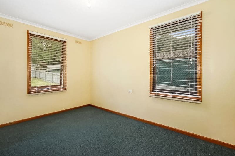70 Kurrajong Crescent, West Albury - Thumbnail 5