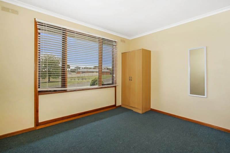 70 Kurrajong Crescent, West Albury - Thumbnail 6
