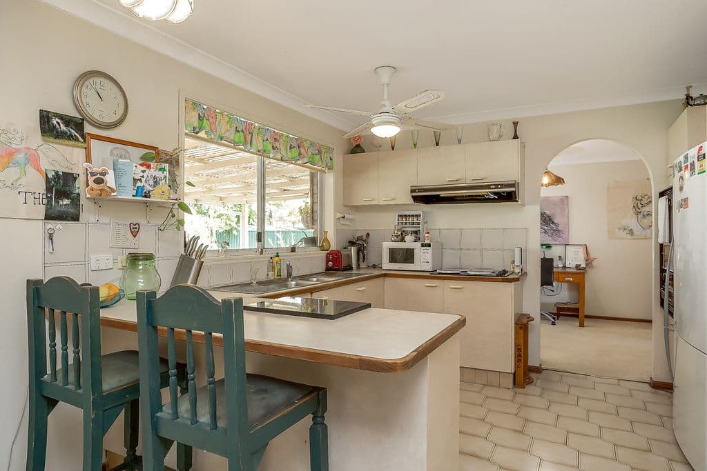 10 Queenscliff Crescent, ROBINA QLD 4226, Robina - Thumbnail 4