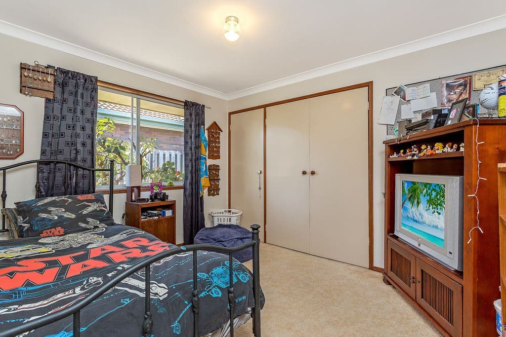 10 Queenscliff Crescent, ROBINA QLD 4226, Robina - Thumbnail 8