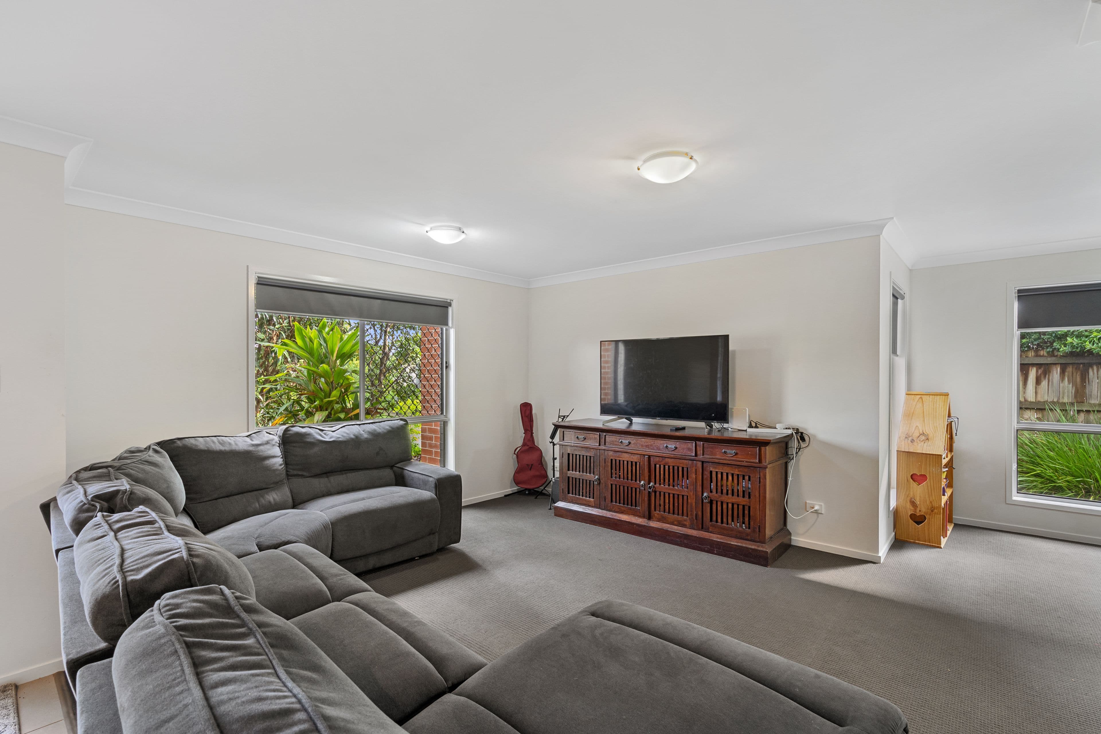 33 Shaw Place, Redland Bay QLD 4165, Redland Bay - Thumbnail 6