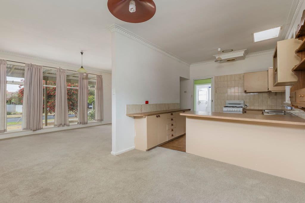 95 Heytesbury Street, Herne Hill VIC 3218, Herne Hill - Thumbnail 2