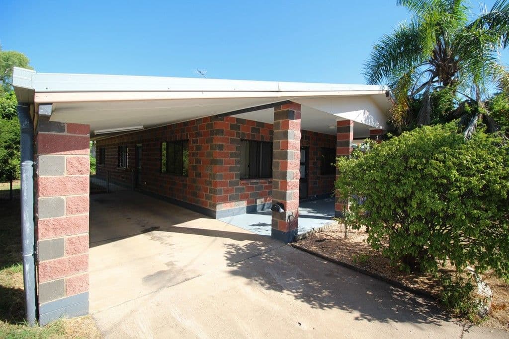 3 Roseanne Road, Emerald QLD 4720, Emerald - Image 1