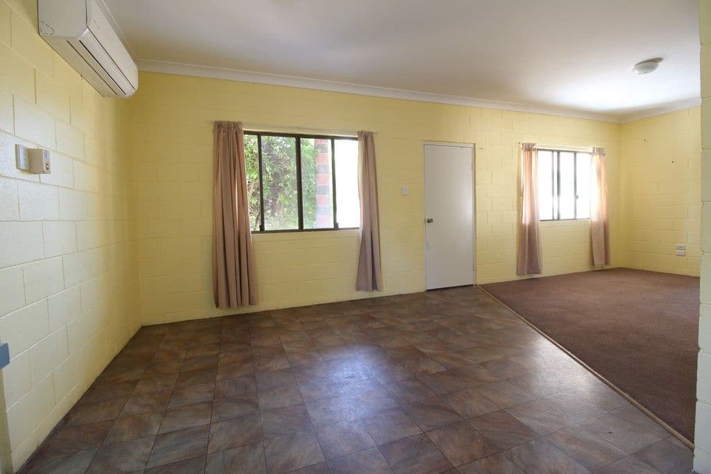 3 Roseanne Road, Emerald QLD 4720, Emerald - Thumbnail 7