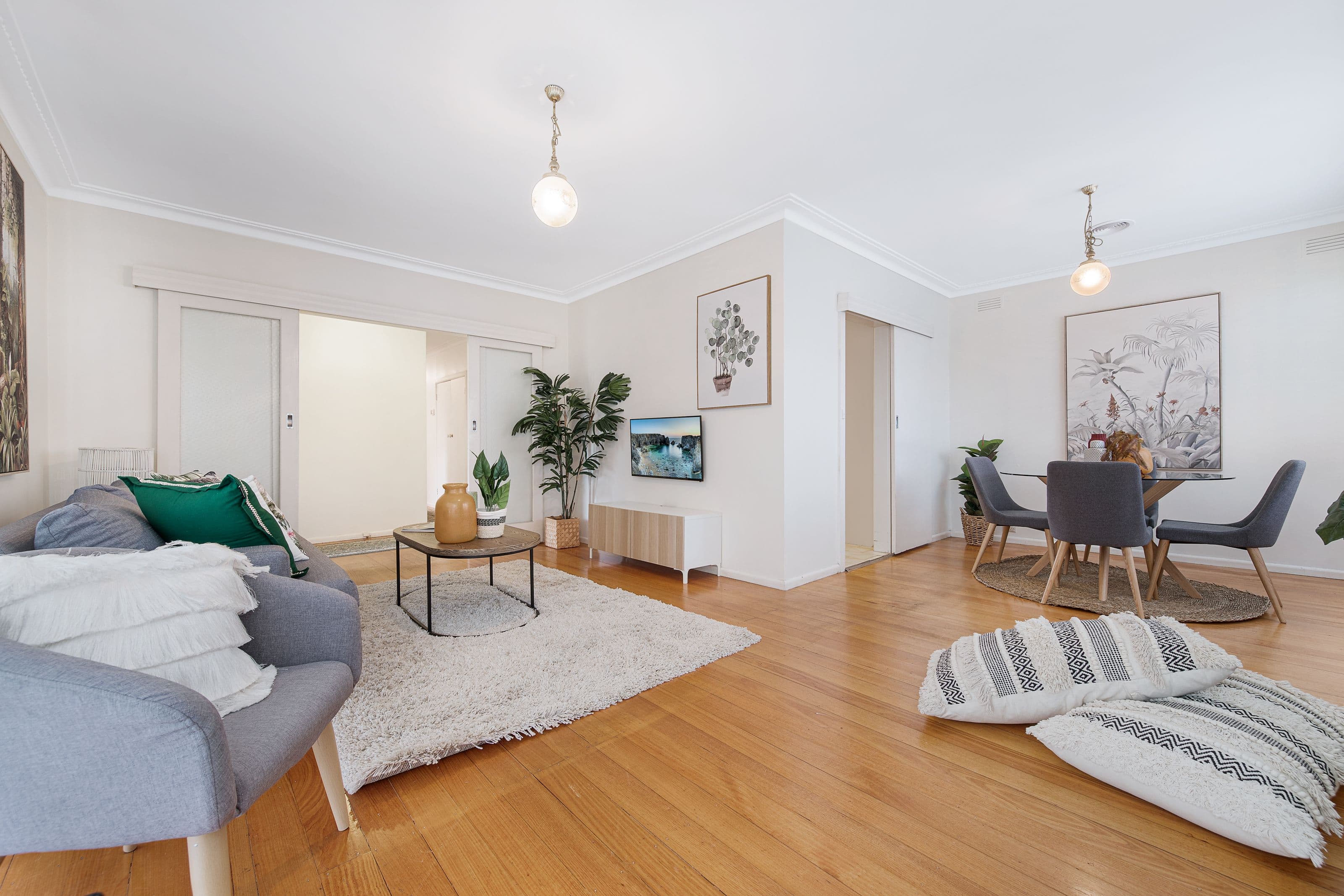 33 Ian Grove, Mount Waverley VIC 3149, Mount Waverley - Thumbnail 3