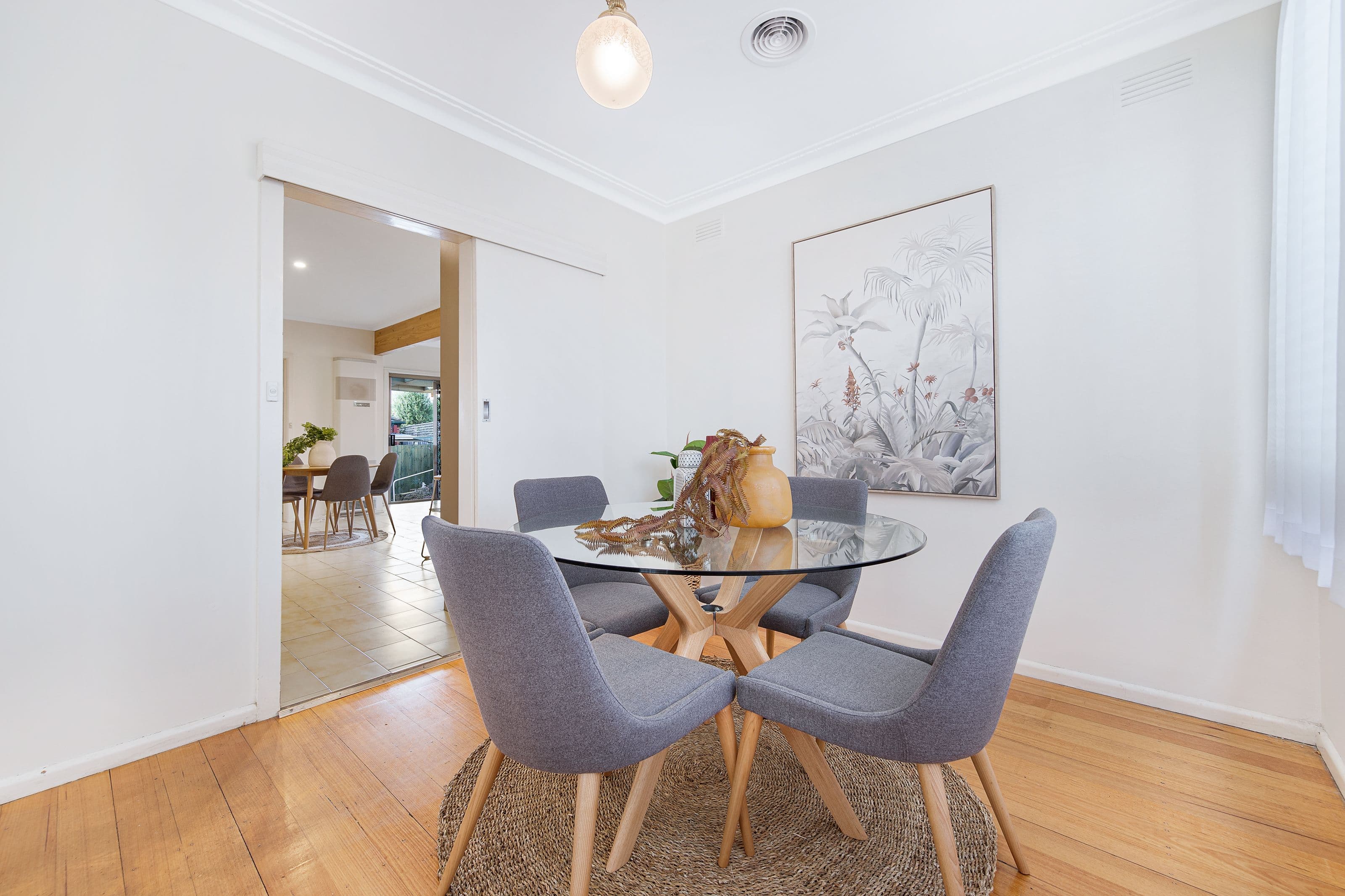 33 Ian Grove, Mount Waverley VIC 3149, Mount Waverley - Thumbnail 4