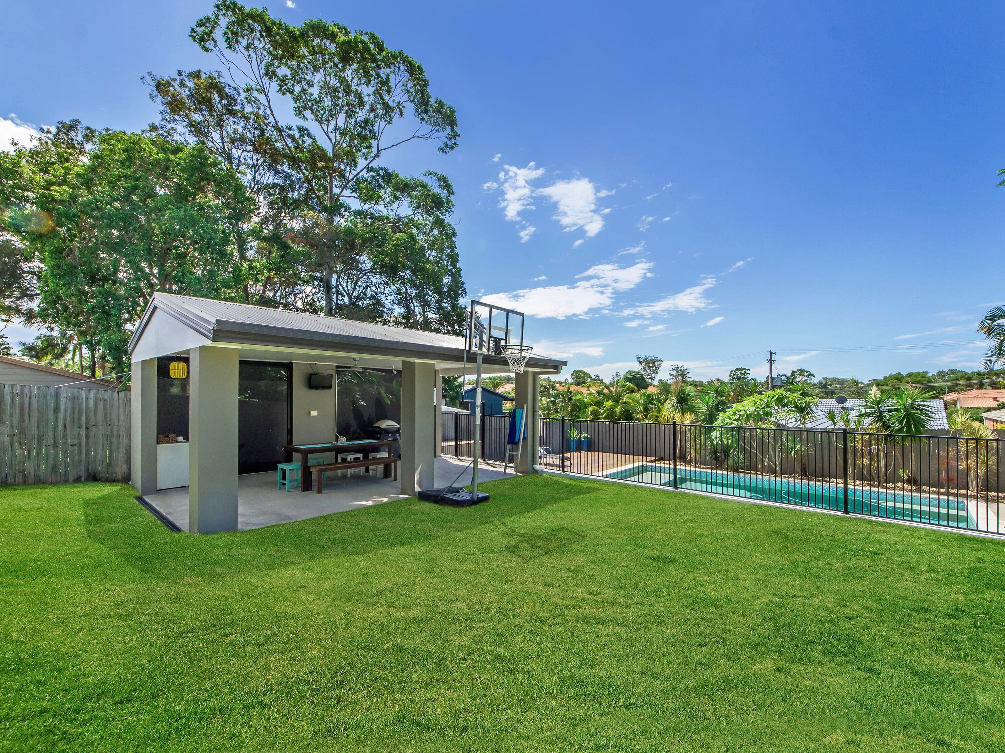 99 Bamboo Avenue, Benowa QLD 4217, Benowa - Thumbnail 4