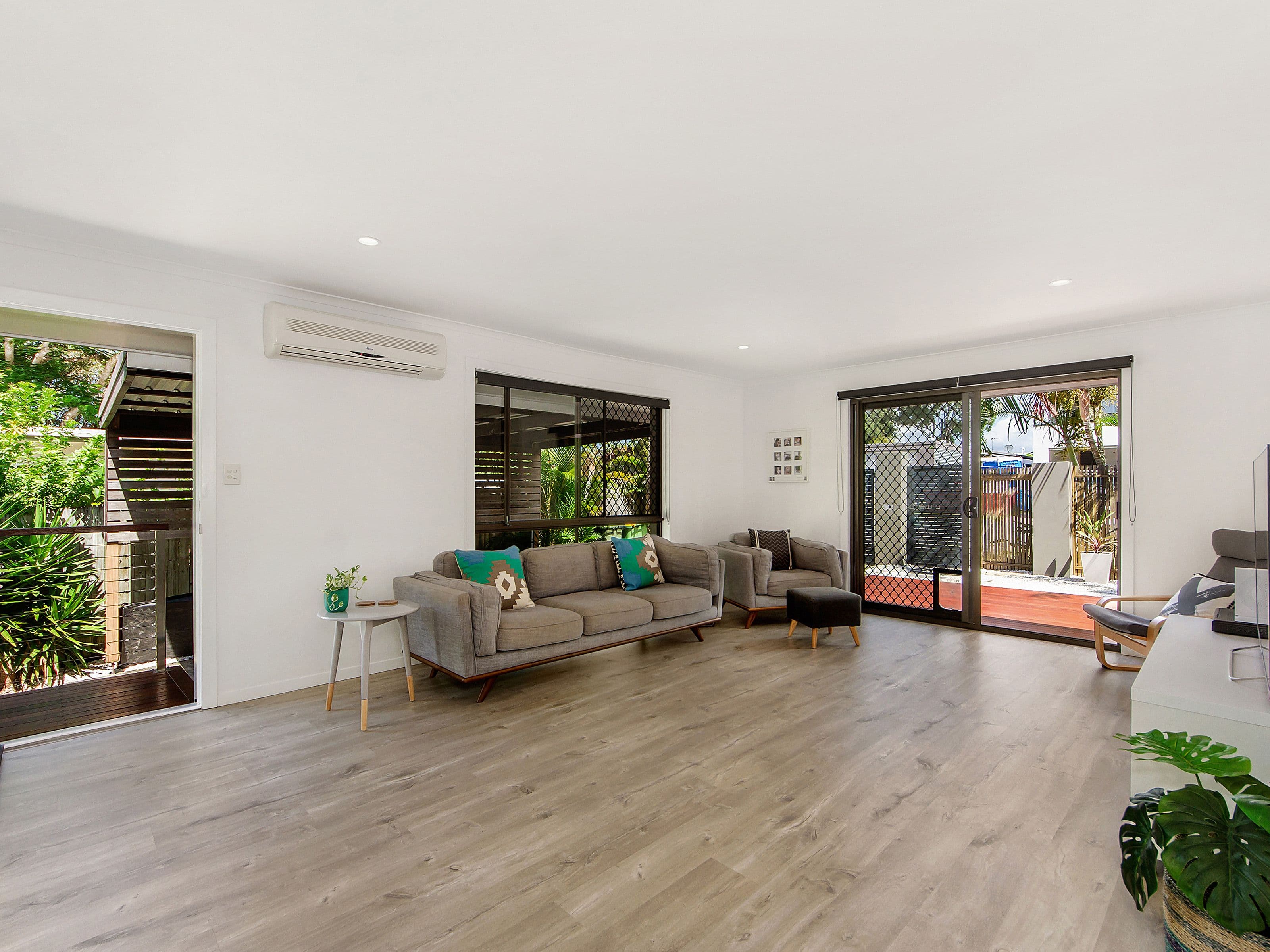 99 Bamboo Avenue, Benowa QLD 4217, Benowa - Thumbnail 7