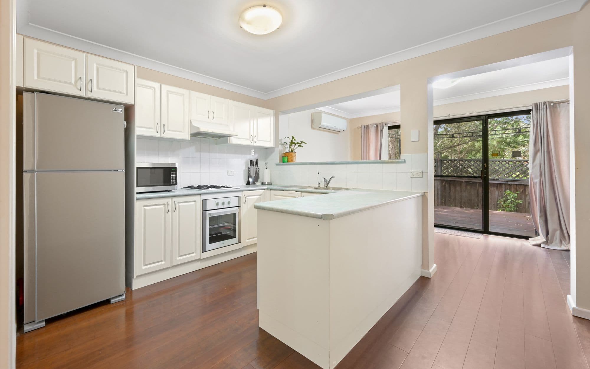 3/92-98 Glenfield Drive, Currans Hill NSW 2567, Currans Hill - Thumbnail 3