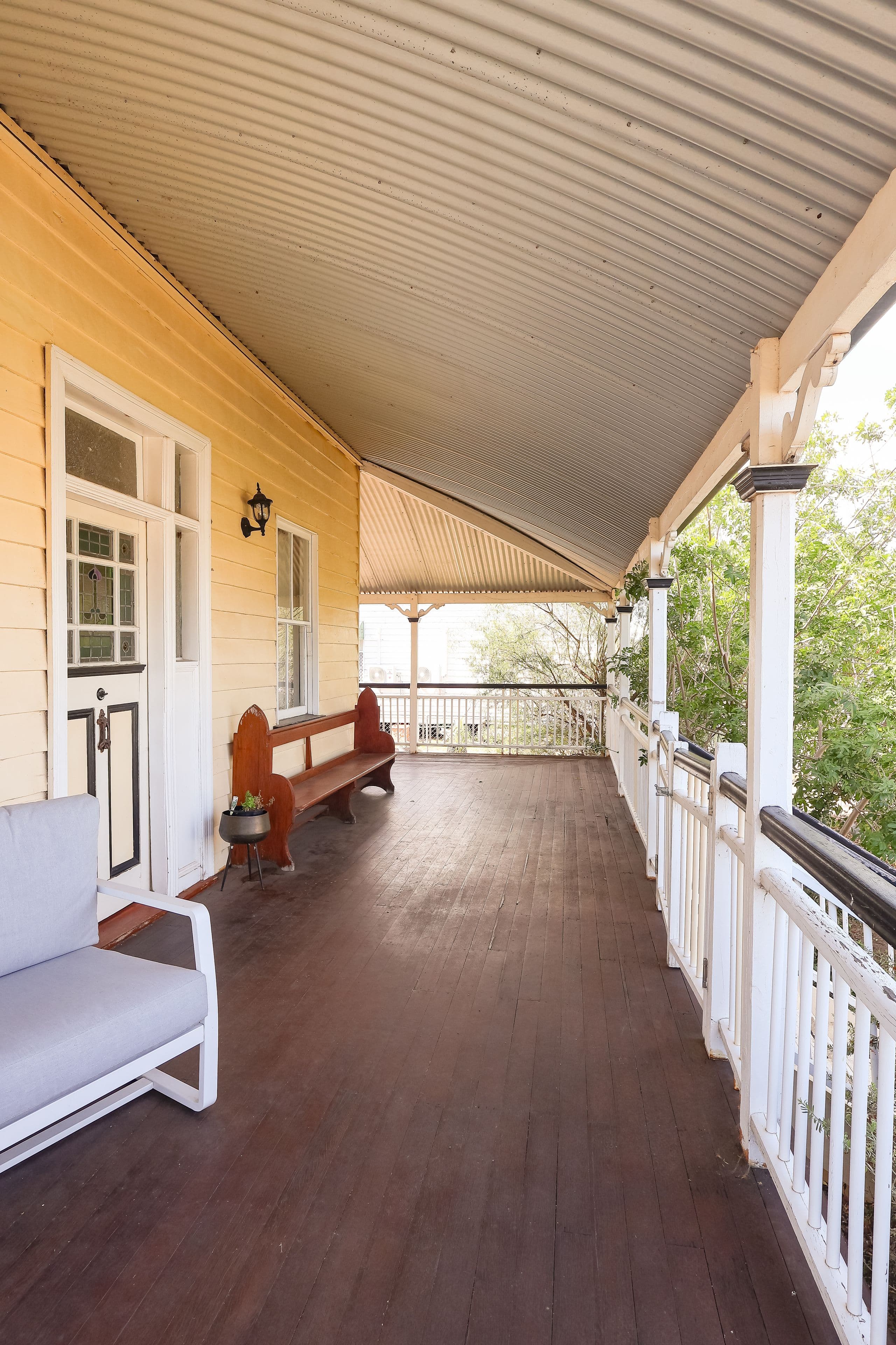 7 Alfred Street, Roma QLD 4455, Roma - Thumbnail 2