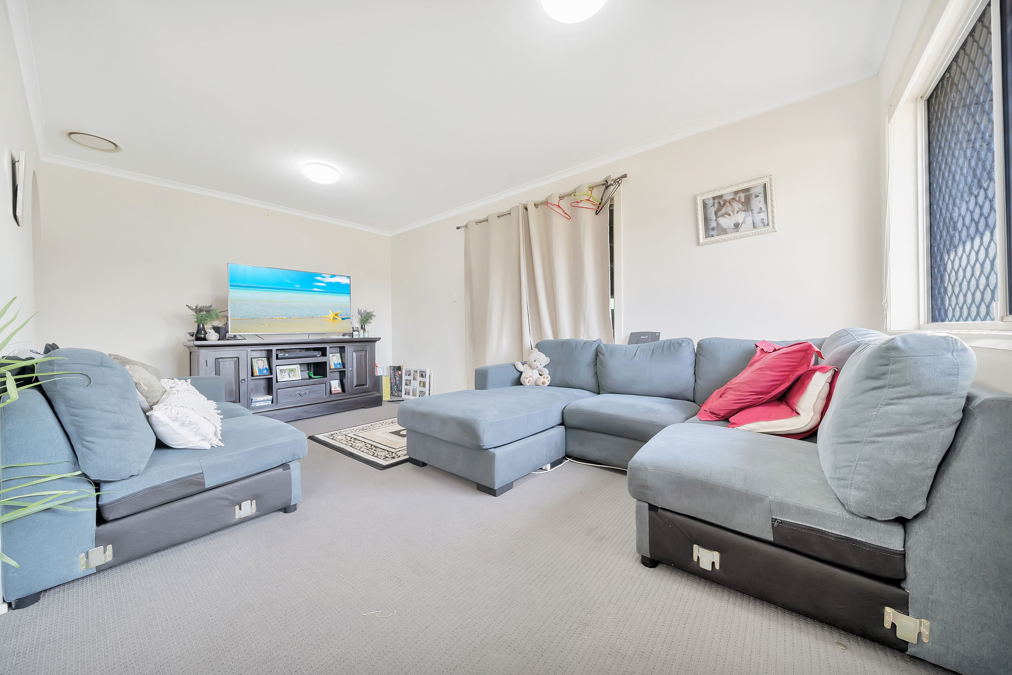 21 Alderbaran Drive, Kingston QLD 4114, Kingston - Thumbnail 2