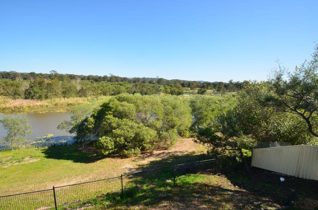 72 Golden Bear Drive, Arundel QLD 4214, Arundel - Thumbnail 3