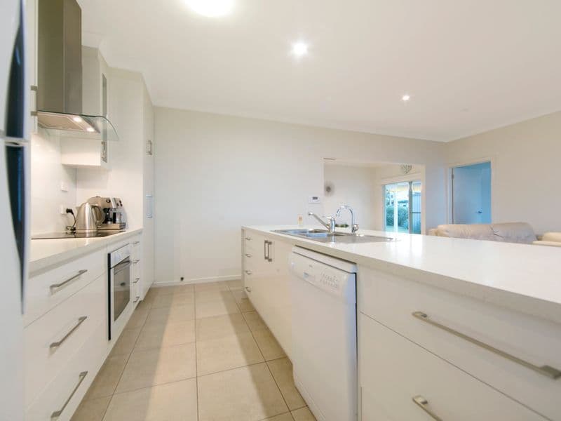 79 Esplanade, Point Turton SA 5575, Point Turton - Thumbnail 7