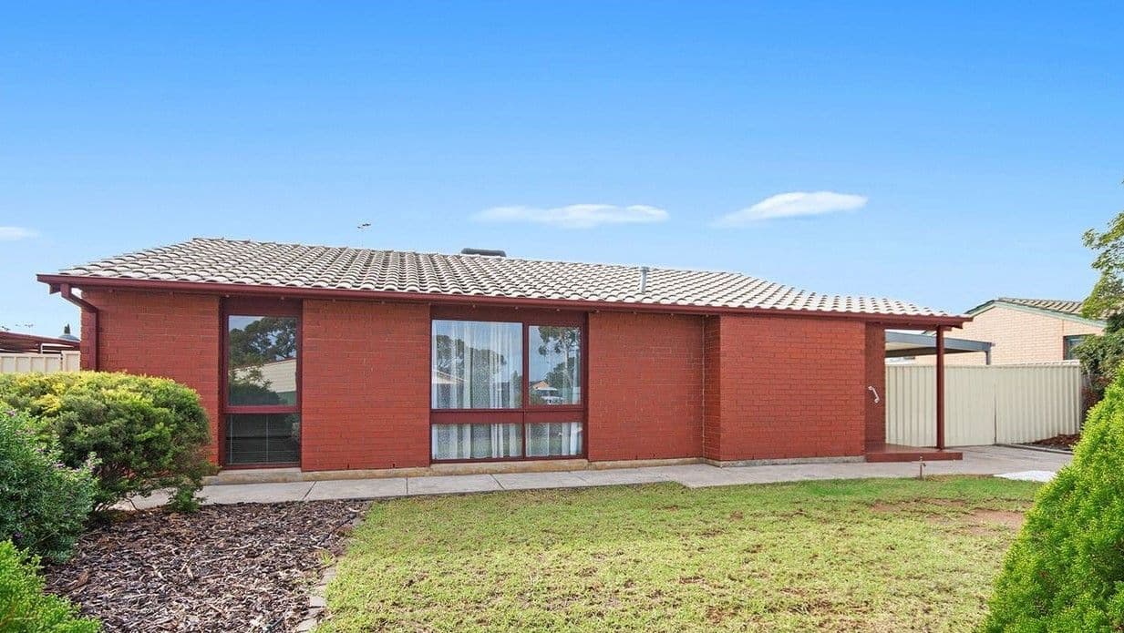 8 Wilterna Crescent, Smithfield SA 5114, Smithfield - Image 1