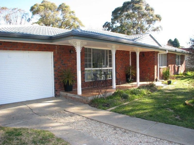 48 Murray Avenue, ARMIDALE NSW 2350, Armidale - Thumbnail 2