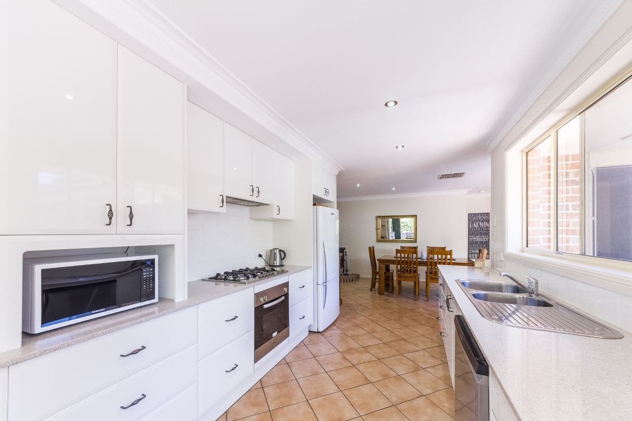 7 Eucalypt Close, Cowra - Thumbnail 3