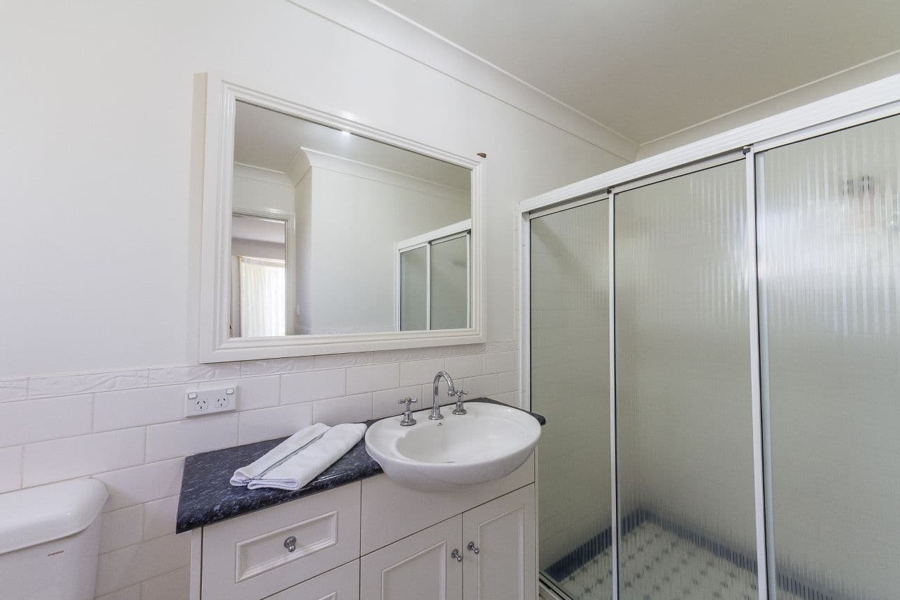 7 Eucalypt Close, Cowra - Thumbnail 8