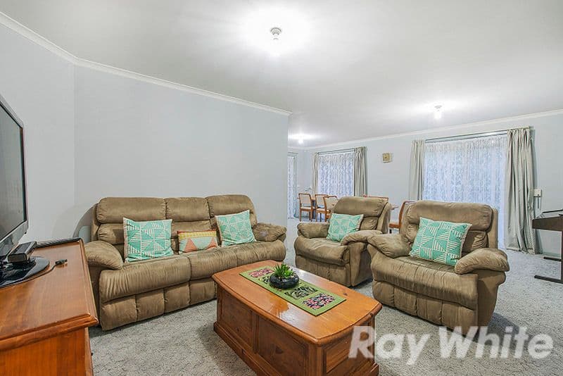 5 Bluegum Way, Hampton Park VIC 3976, Hampton Park - Thumbnail 5