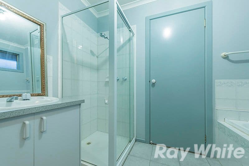 5 Bluegum Way, Hampton Park VIC 3976, Hampton Park - Thumbnail 7