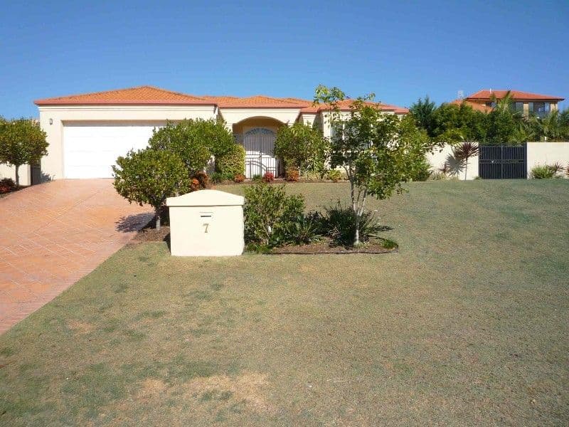 7 Adeliza Court, ARUNDEL QLD 4214, Arundel - Image 1